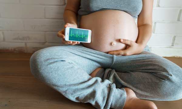 Monitor Fetal Heartbeat: Learn How with These Apps!