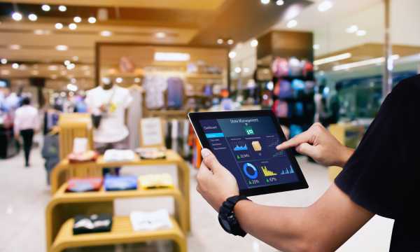 How to Use Smart Lighting in Your Workspace
